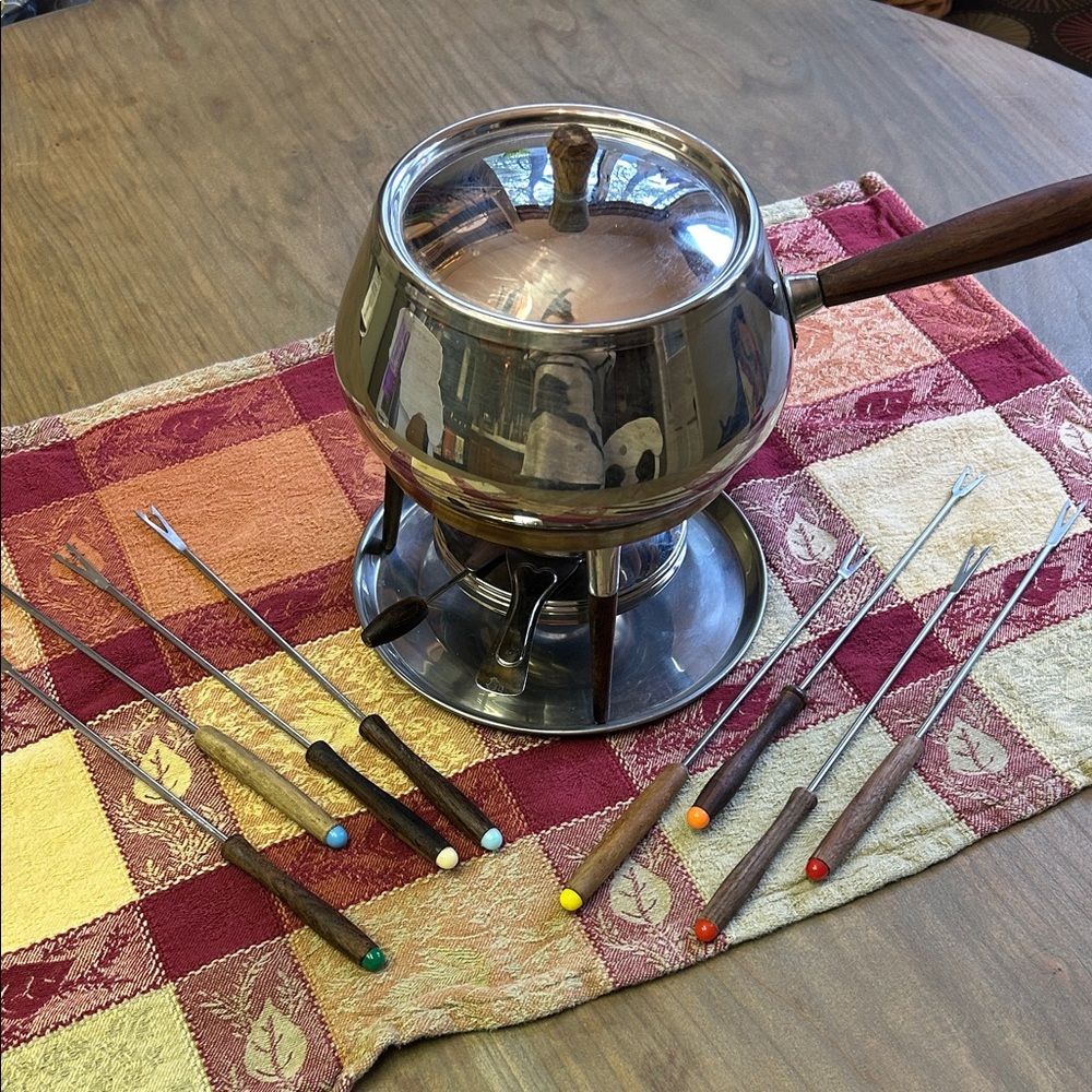 Stainless Steel Fondue Set with Wooden Handles